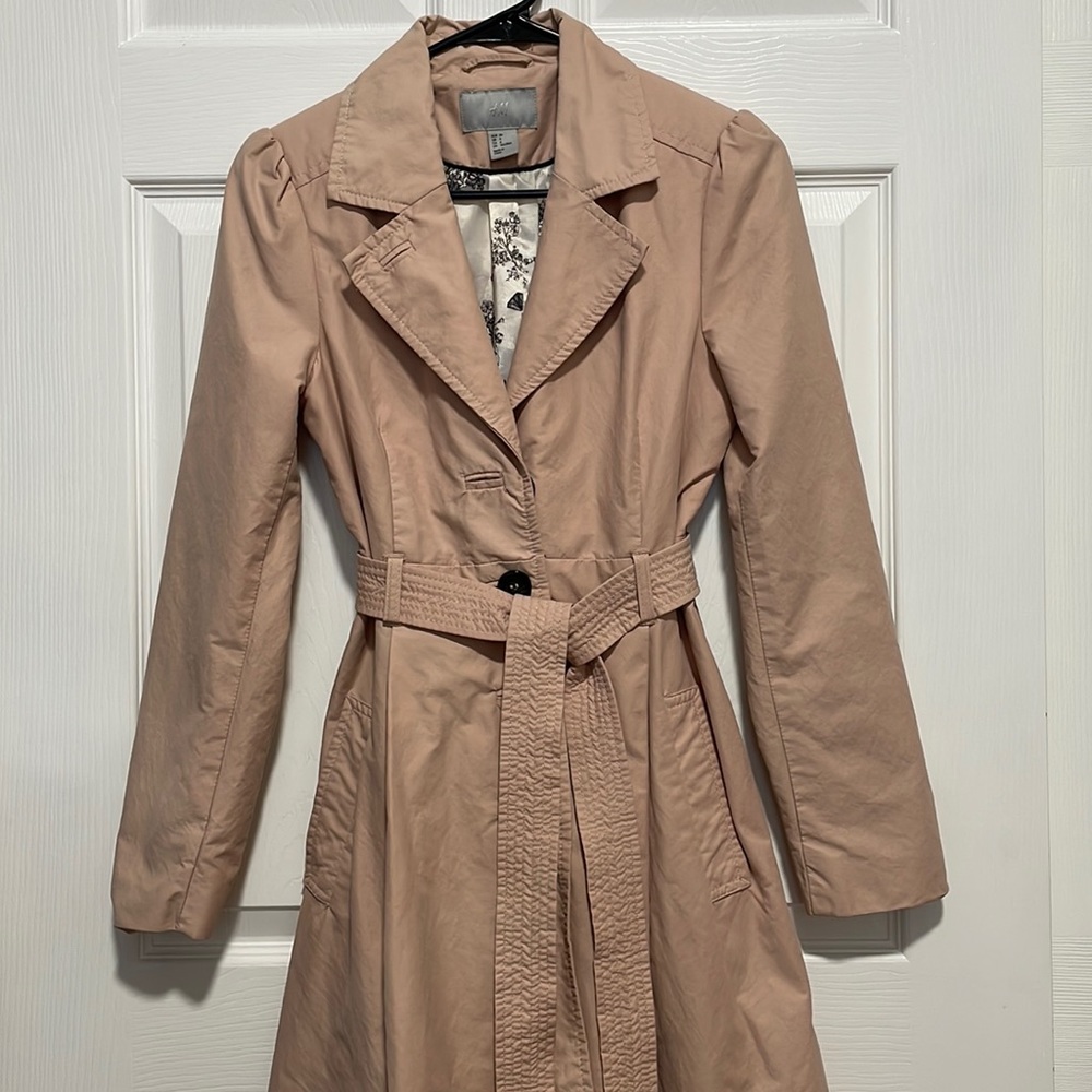 TRENCHCOAT